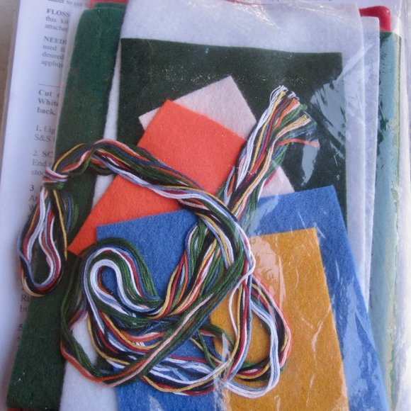 NEW Design Works Felt Christmas Stocking Kit 5073 Snowman & Tree Personalize It - Picture 4 of 6